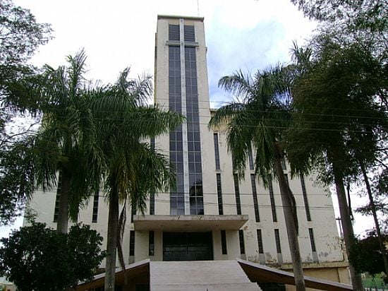 Catedral-Foto:Gildazio Fernandes [Panoramio]